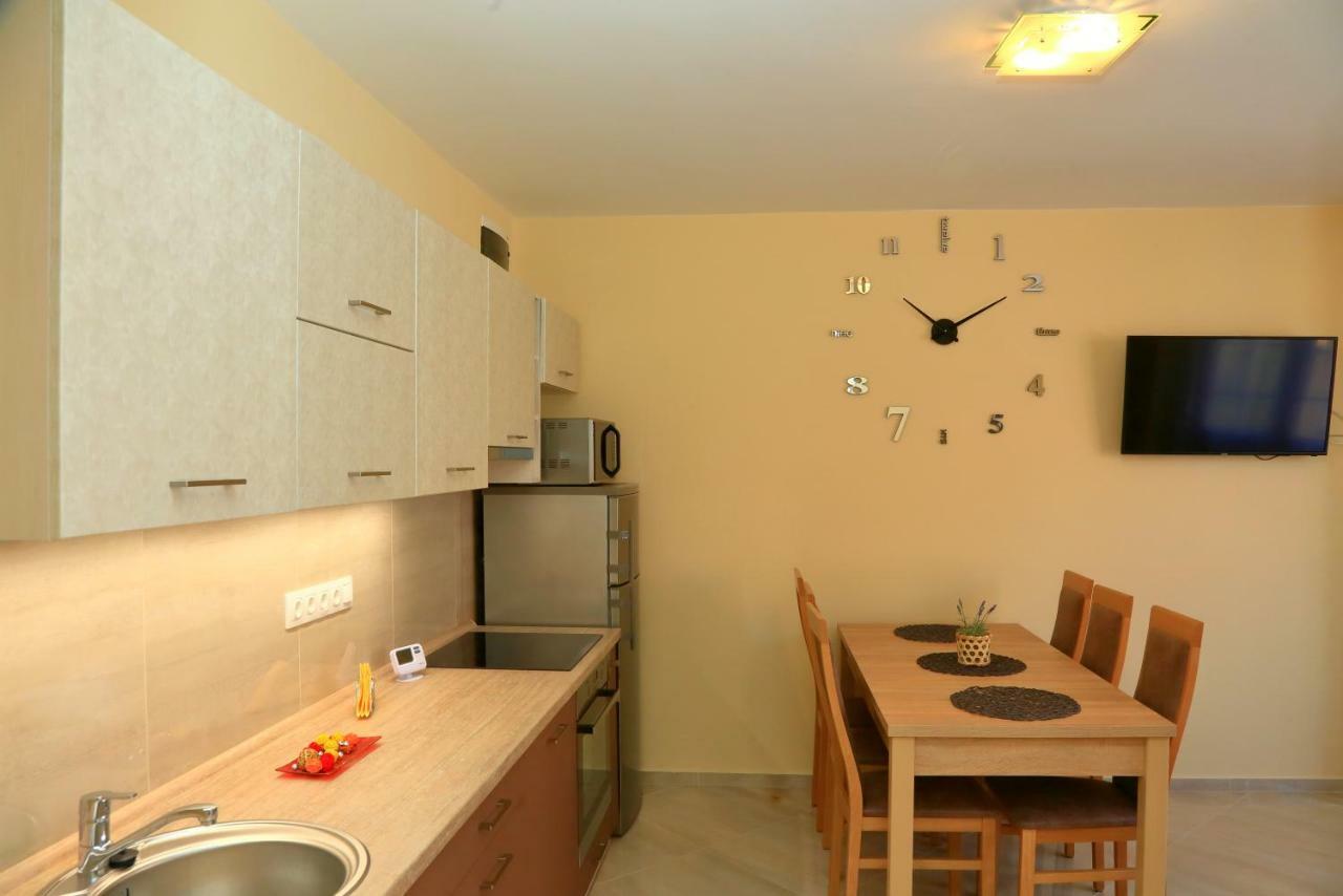 Maria Apartman Pécs Eksteriør billede